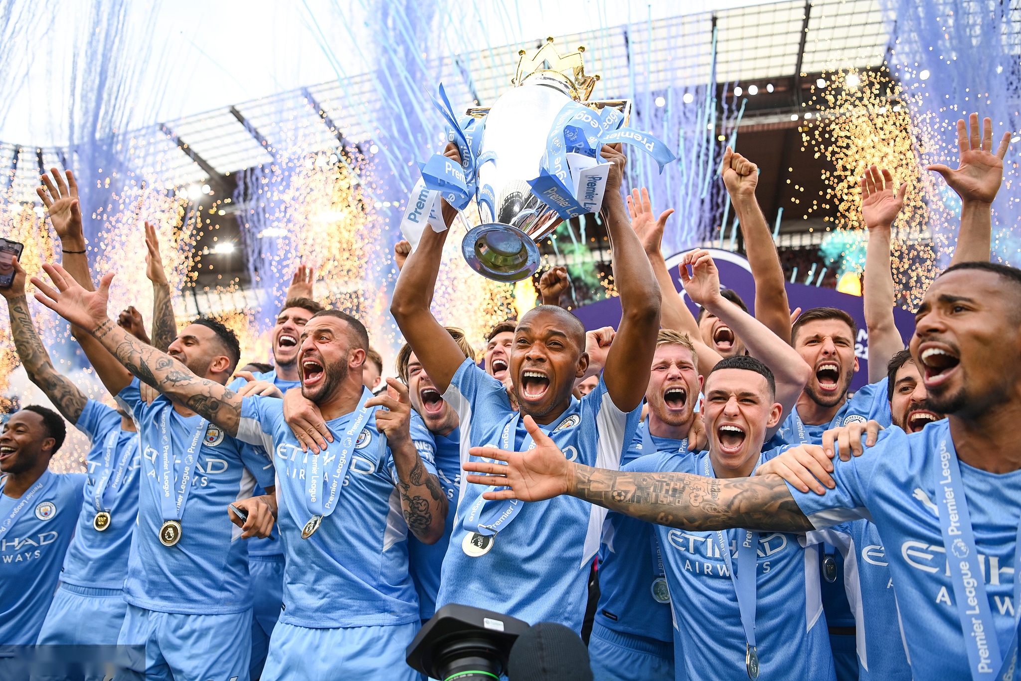 多冠军头衔 多冠军头衔